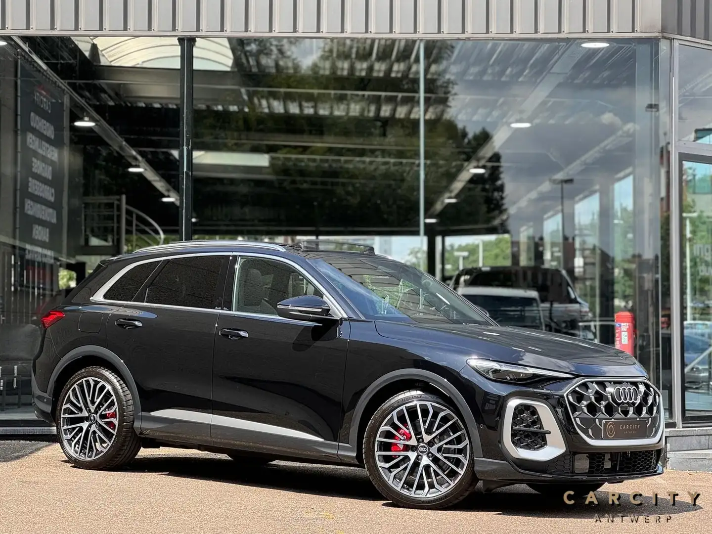 Audi SQ5 TFSI quattro S tronic 2025 | MASSAGE | B&O | HUD | Zwart - 1