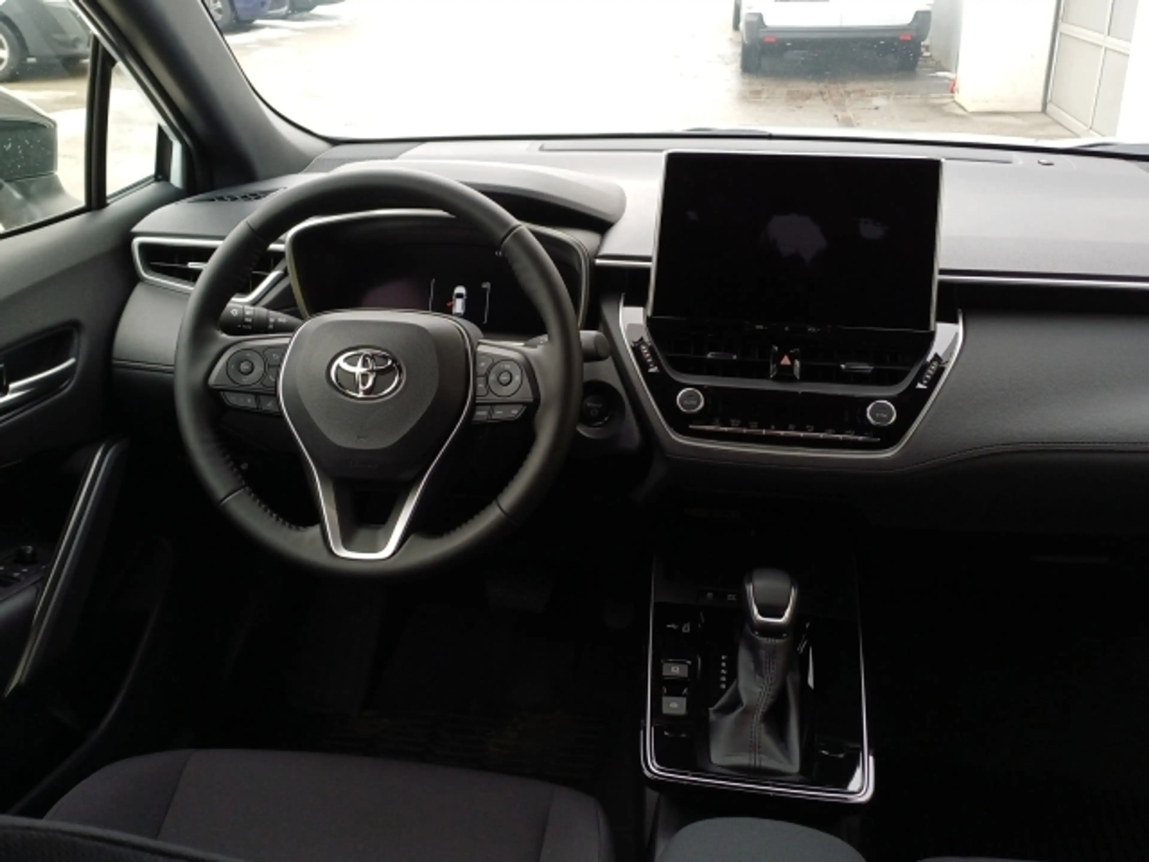 Toyota Corolla Cross 1,8 Hybrid Active Drive !! Jungwagen !! — photo 7