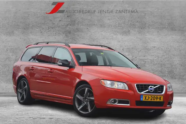 Volvo V70 2.5FT Momentum R-Design | Xenon | Leer | Clima | C
