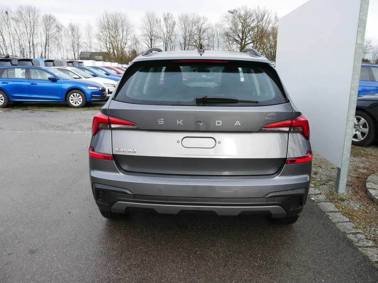 Skoda Kamiq Selection 1.5 TSI DSG*SMARTLINK*LED*PDC-HI*TEMP... Grau - 2