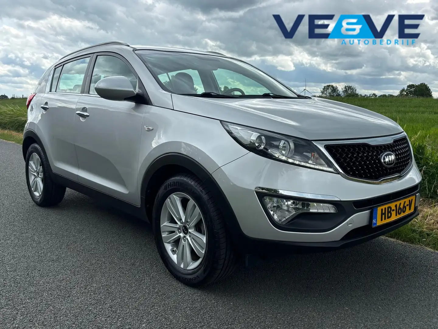 Kia Sportage 1.6 GDI X-treme ComfortLine Gris - 1