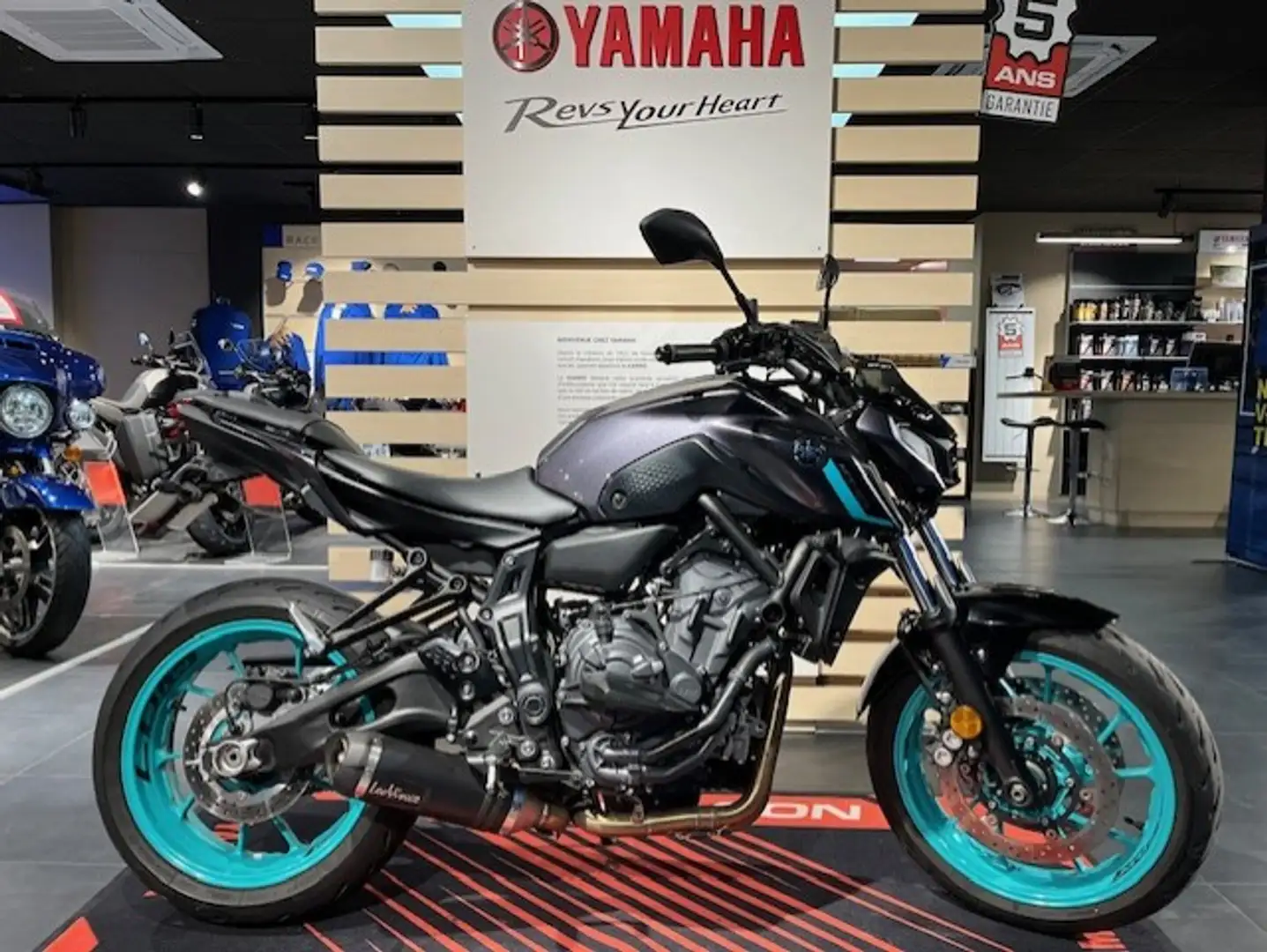 Yamaha MT-07 - 1