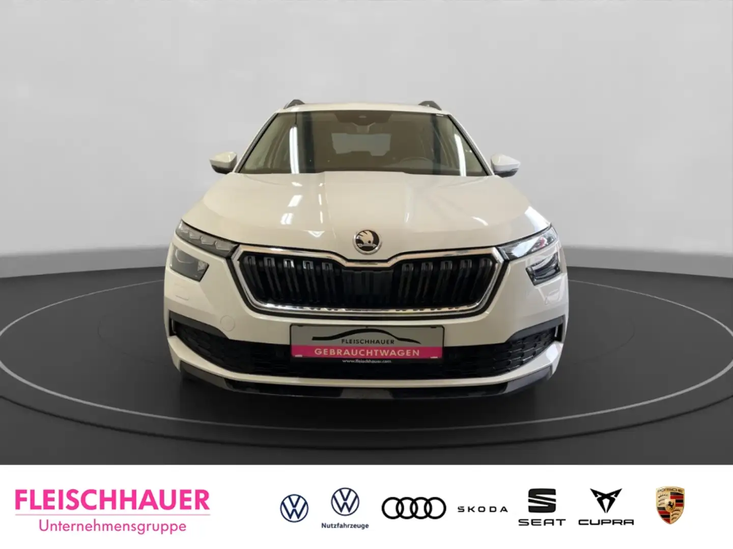 Skoda Kamiq 1.0 TSI Clever AHK-klappbar Navi Digitales Cockpit Weiß - 2