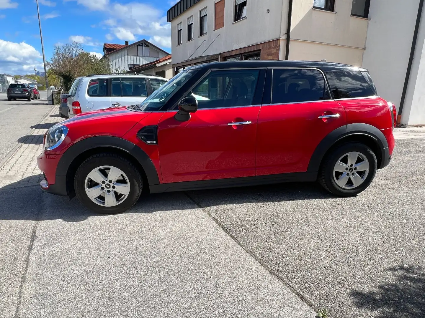 MINI Cooper Countryman ALL4 Pepper/Connected-Media Rot - 2