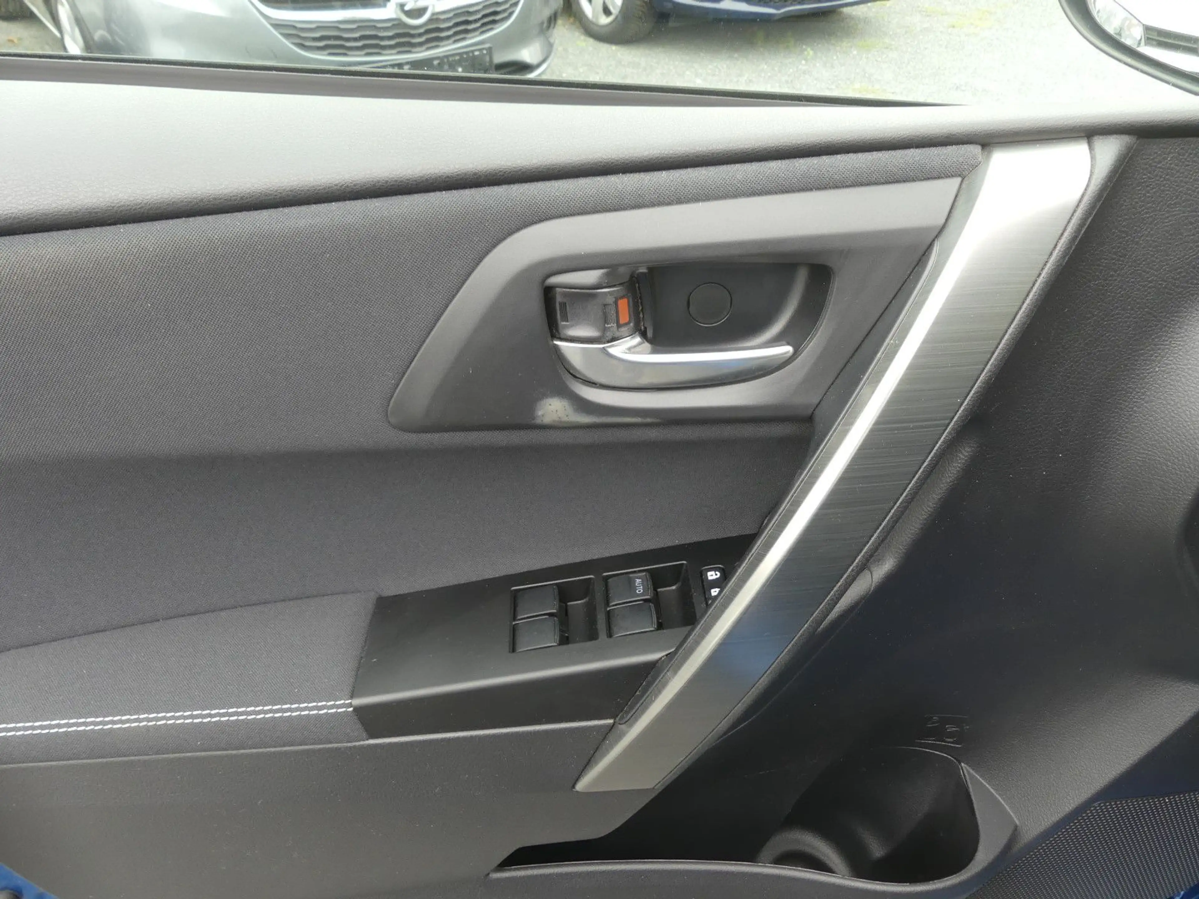 Toyota Auris Life+*Klima*SH-gepfl*Nr.59 — photo 15