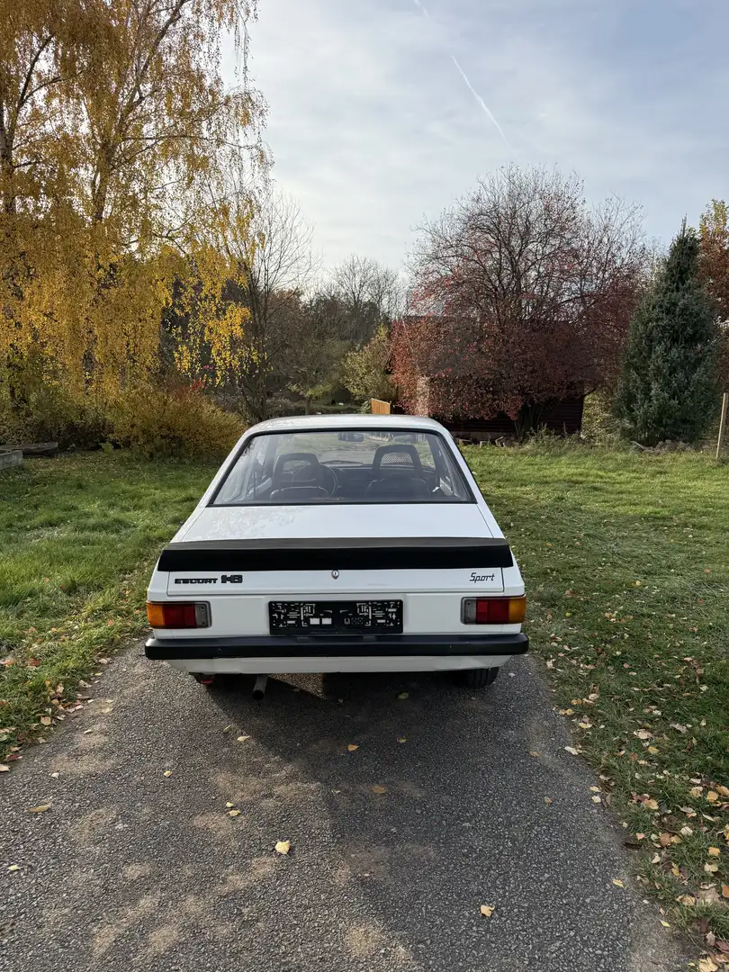 Ford Escort 1600 Sport - 2