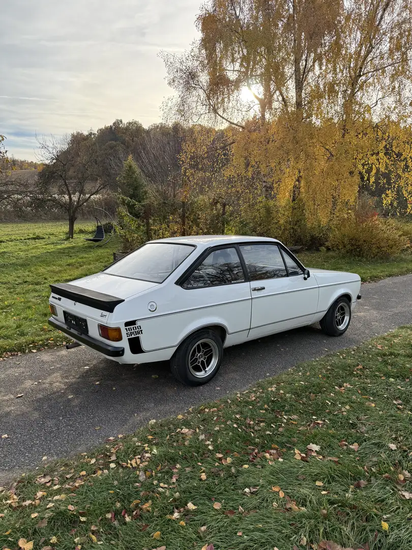 Ford Escort 1600 Sport - 1