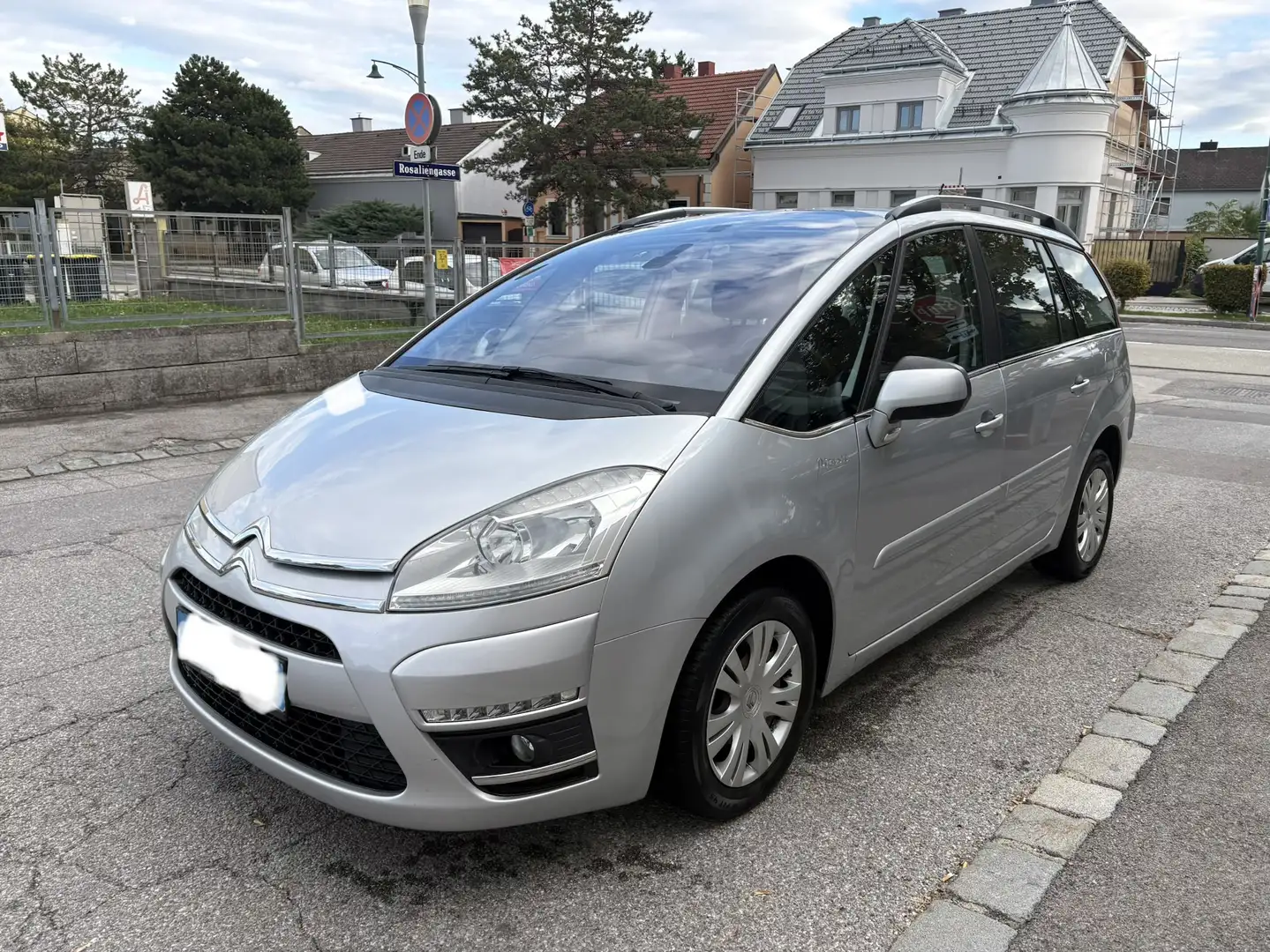 Citroen Grand C4 Picasso 1,6 16V Attraction - 2