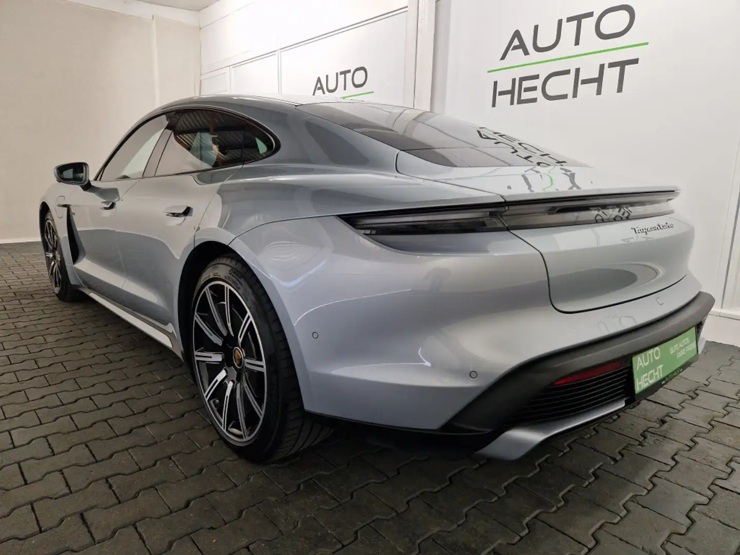 Porsche Taycan Turbo LED Matrix, Head-Up, InnoDive, 360° Argintiu - 2