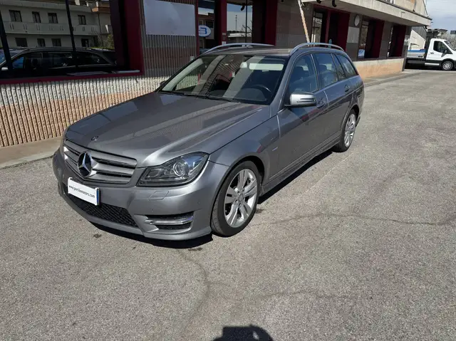 Mercedes-Benz C 250 Classe C - W204 2012cdi (be) Avantgard 4matic auto