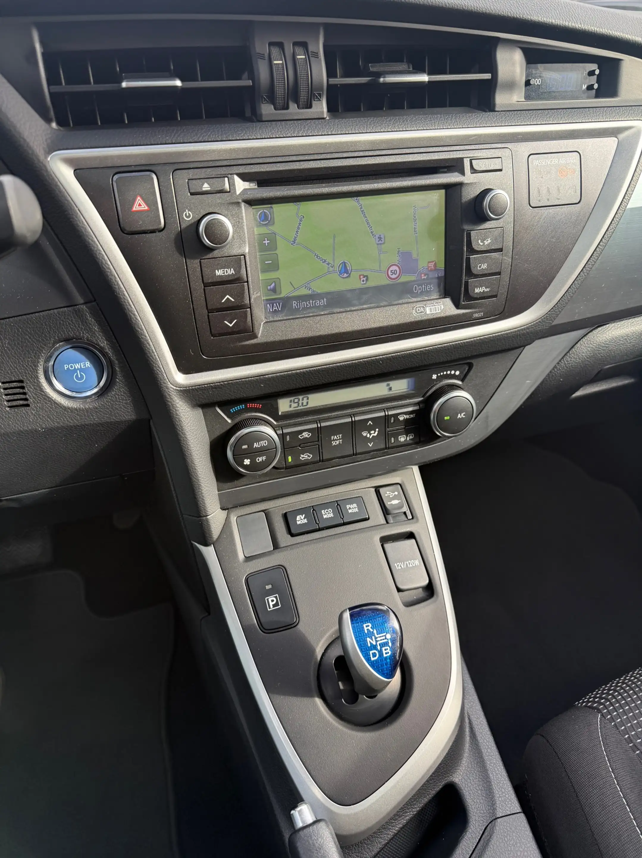 Toyota Auris Touring Sports 1.8 Hybrid Lease+ Pano | Camera | N — photo 14