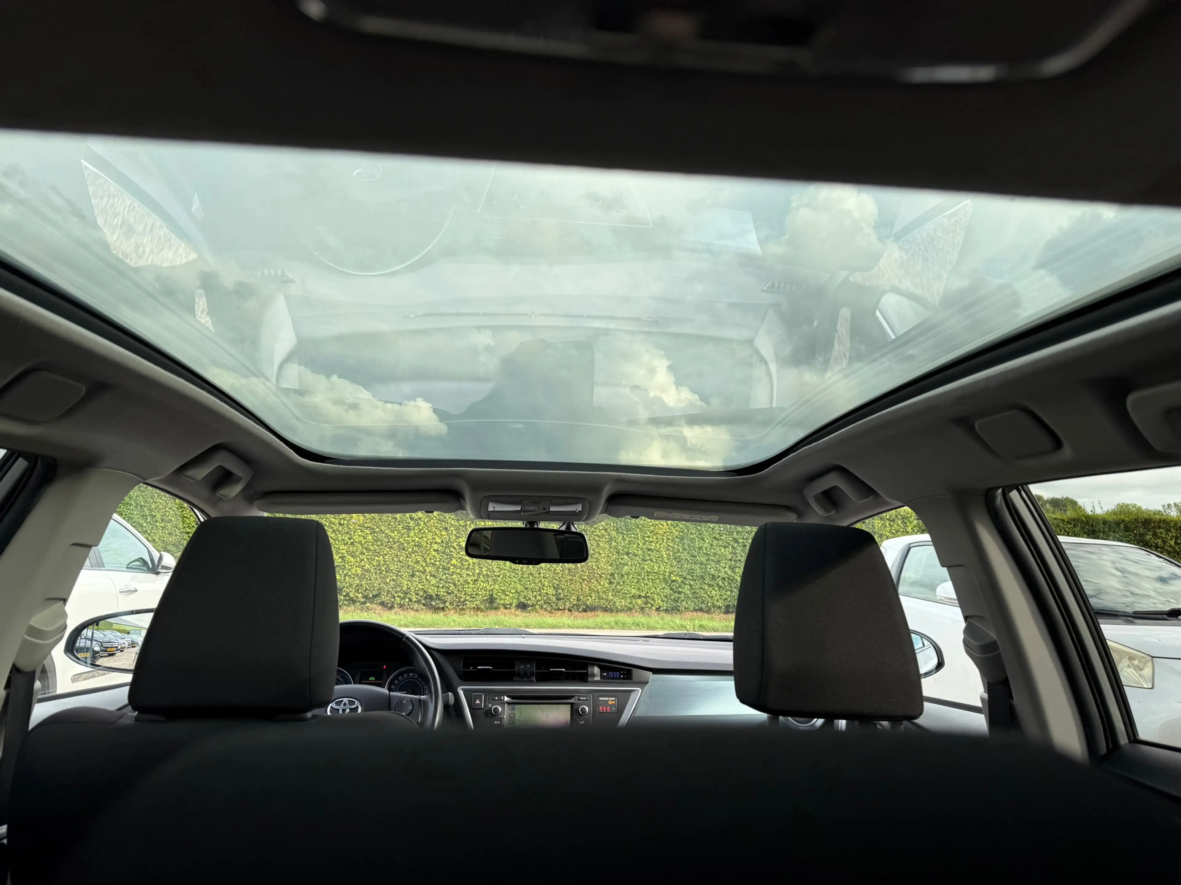 Toyota Auris Touring Sports 1.8 Hybrid Lease+ Pano | Camera | N — photo 12