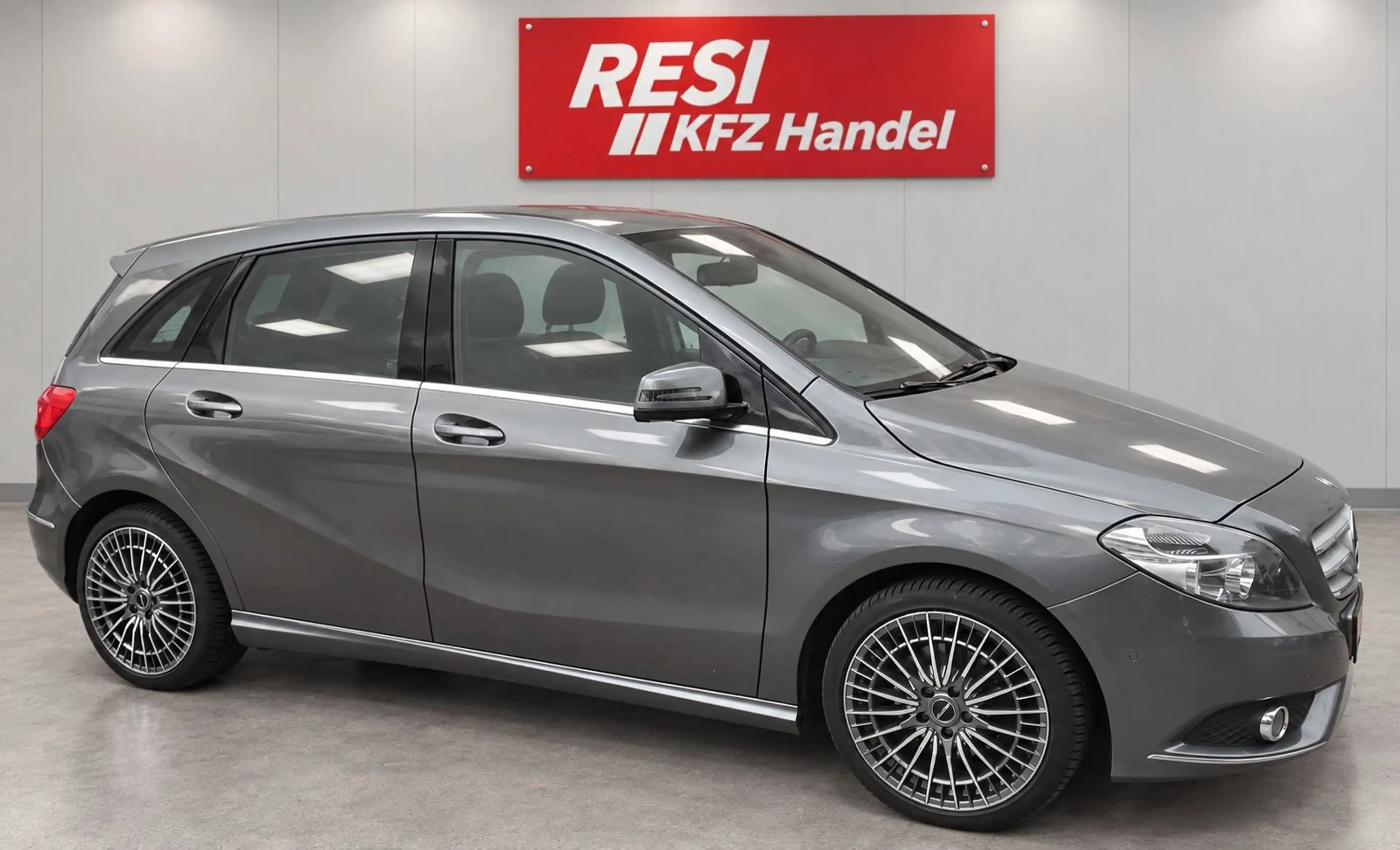 Mercedes-Benz B 200 B B 200  Automatikgetriebe — photo 3