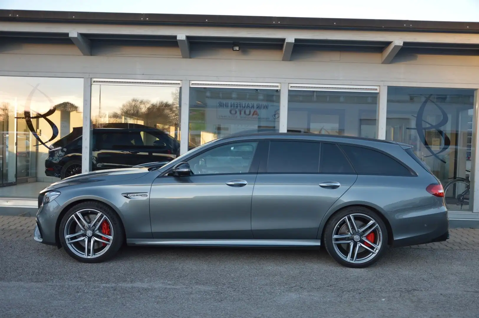 Mercedes-Benz E 63 AMG E 63 S AMG T 4M*DRIVERS*HUD*360*WIDE*BURM*NIGHT* Grau - 2