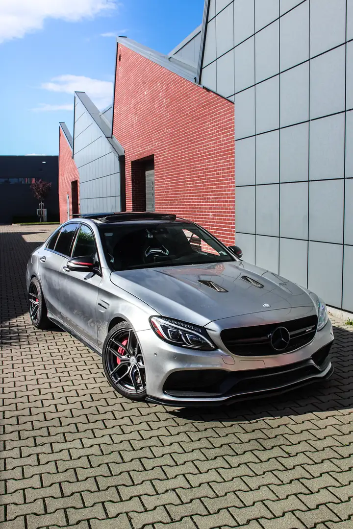 Mercedes-Benz C 63 AMG C63 S Edition One - 2