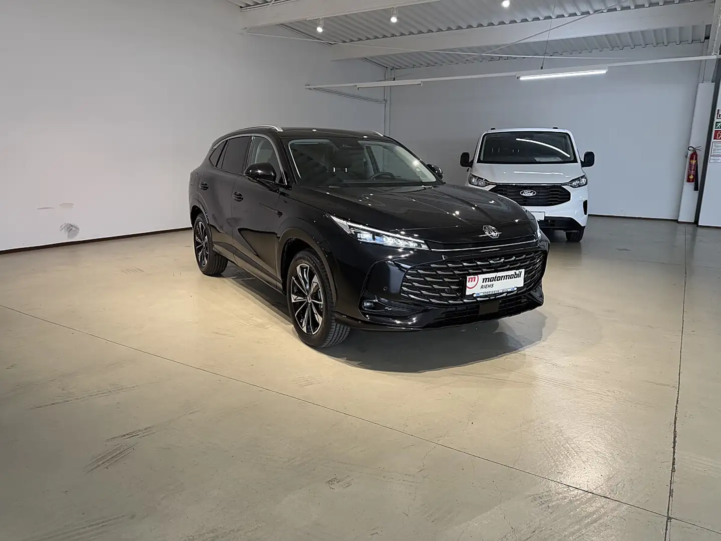 MG HS Hybrid+ Luxury 1,8Wh Aut. Schwarz - 2