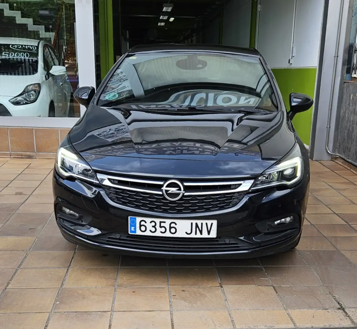 Opel Astra 1.4T S/S Dynamic 125 Zwart - 2