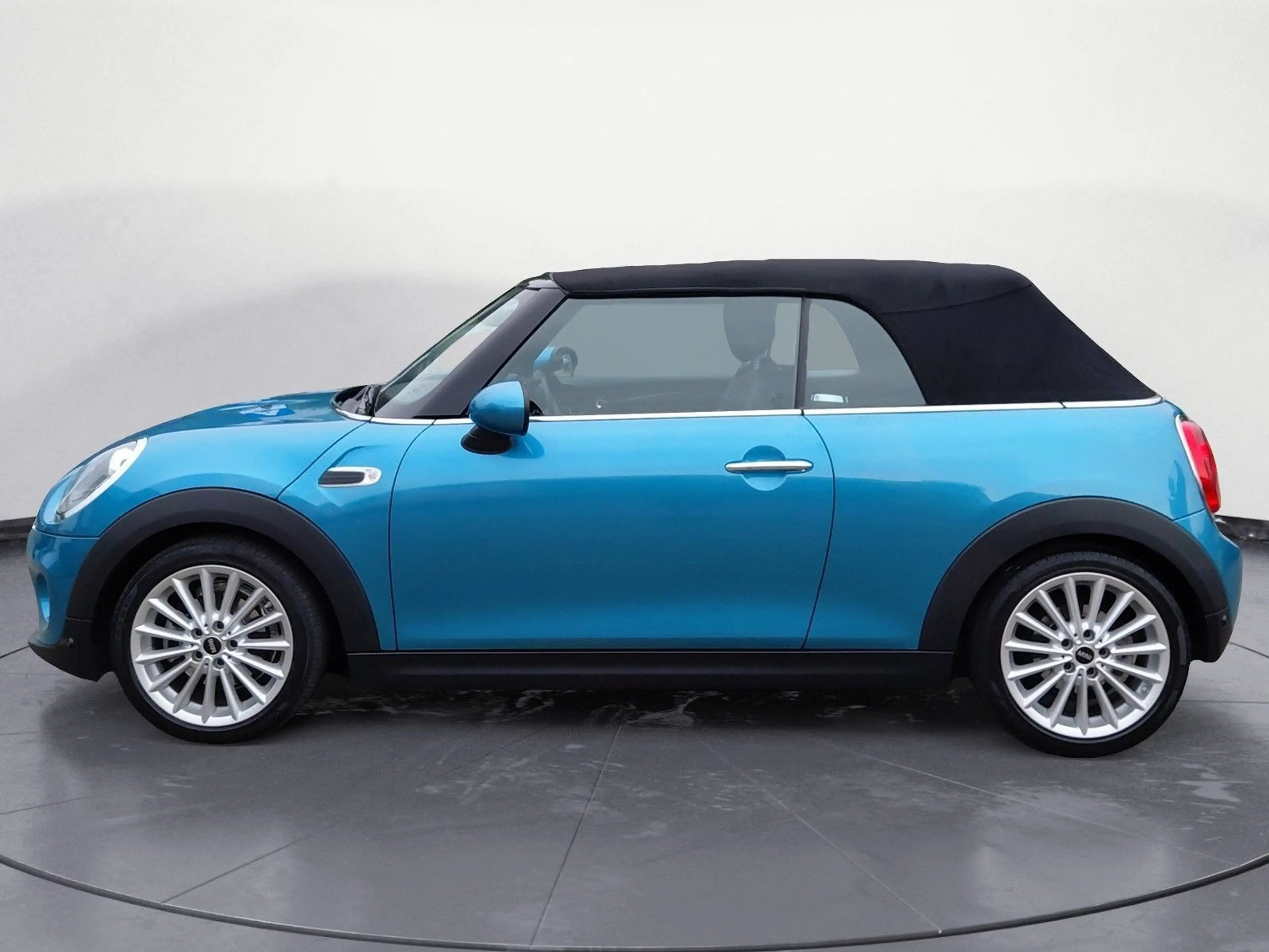 MINI One Cabrio Cabrio One — photo 3