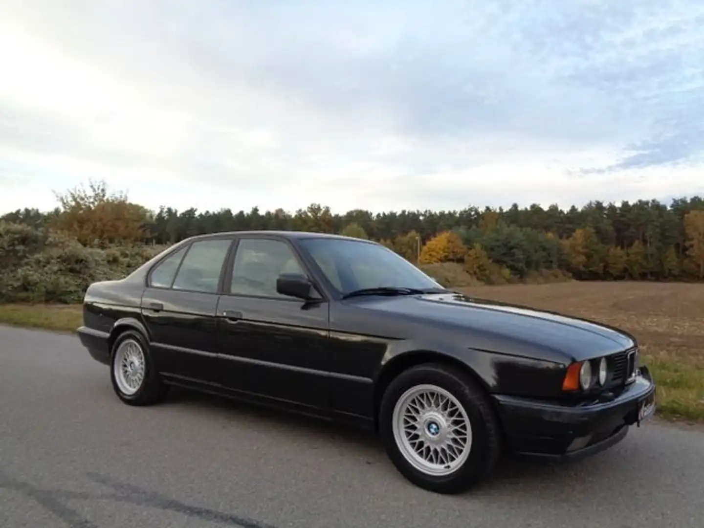 BMW 535 i Limousine *LEDER*SCHIEBEDACH*LPG-FLÜSSIGGAS* Czarny - 1