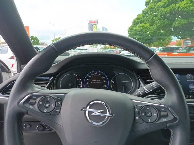 Opel Insignia Elegance — photo 15