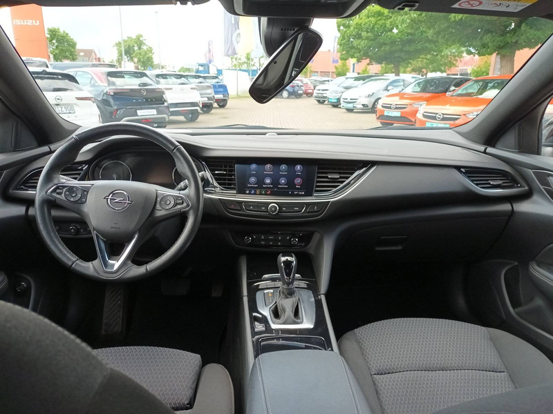 Opel Insignia Elegance — photo 14