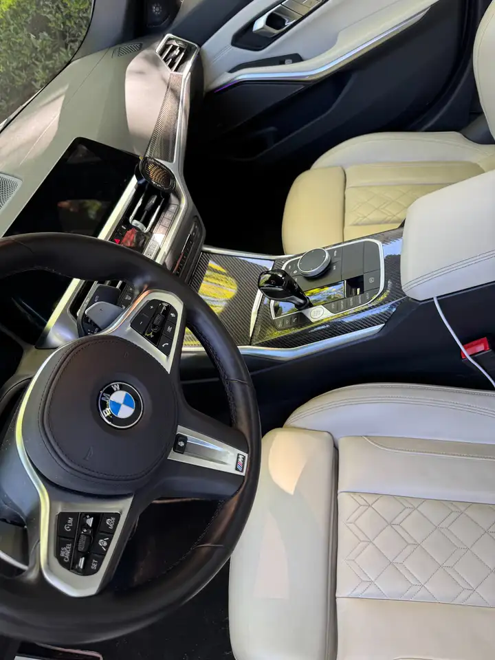 BMW 3 Series снимка BMW 3 Series