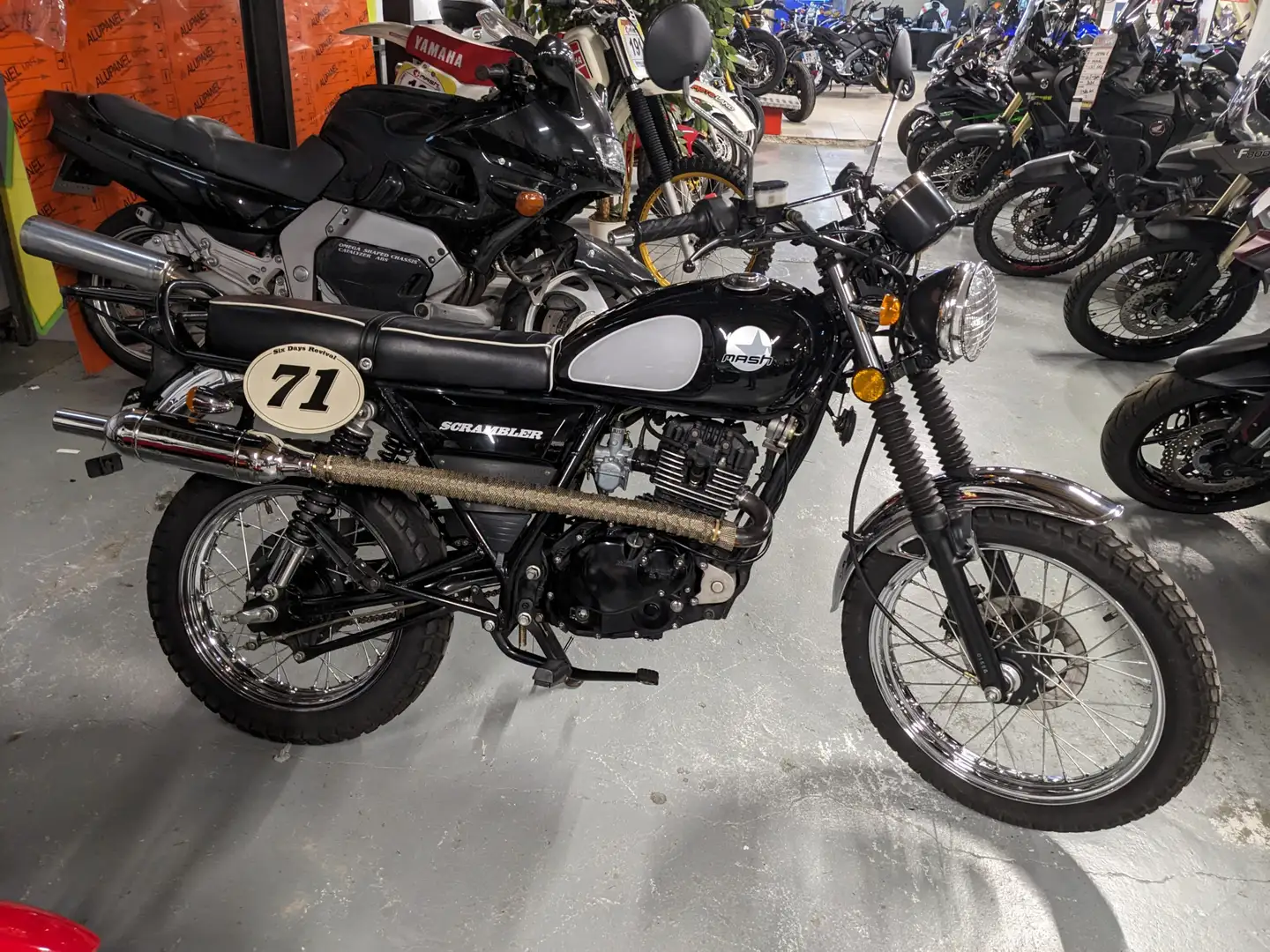 Mash Scrambler Чорний - 1