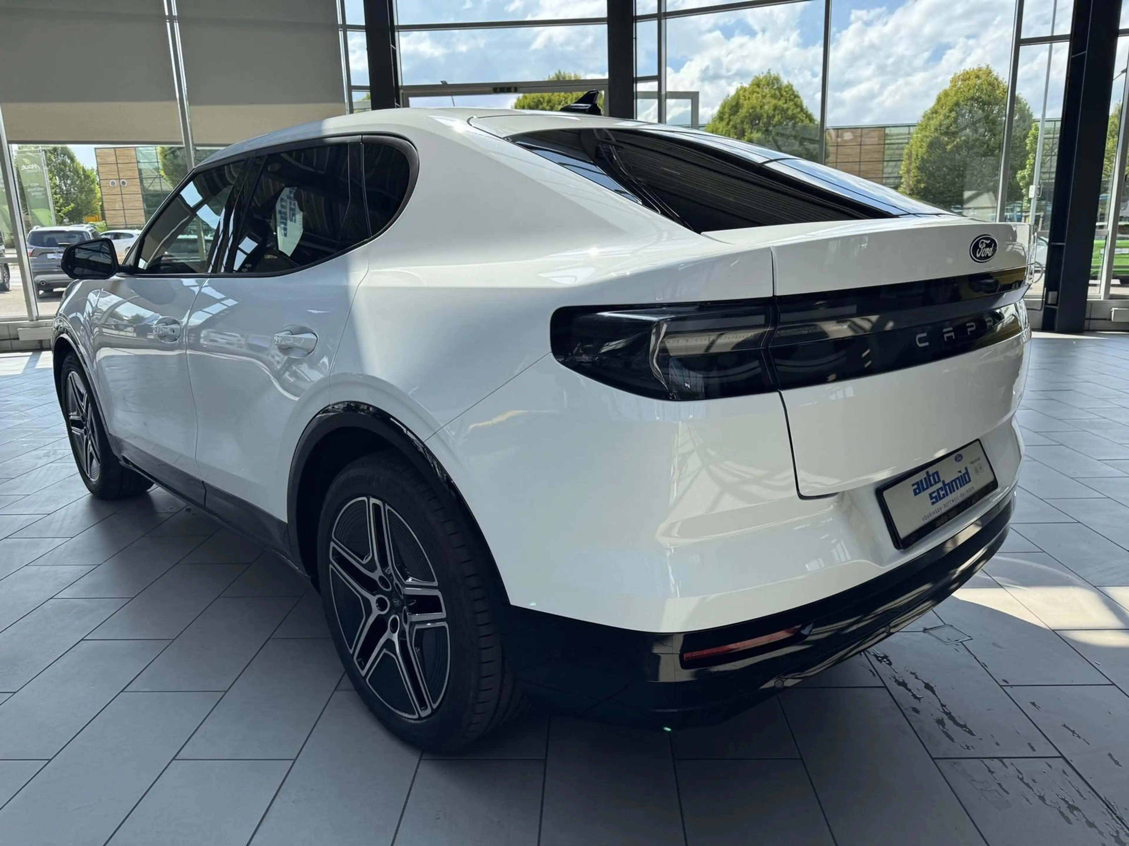 Ford Capri 250 kW Dual-Motor AWD Premium — photo 4