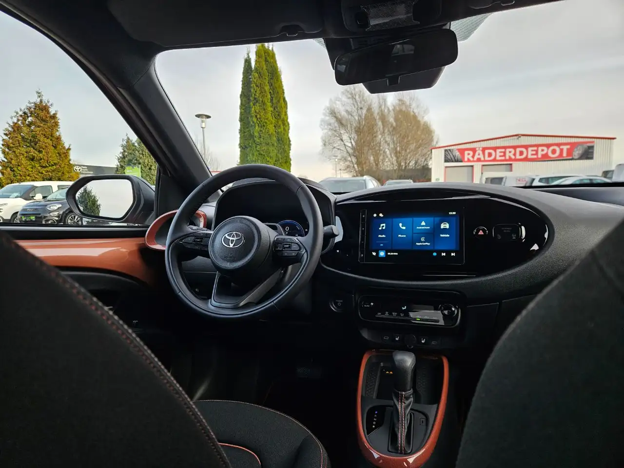 Toyota Aygo X Hybrid 1.5 Teamplayer ACC+LED+Navi+SHZ+PDC 16