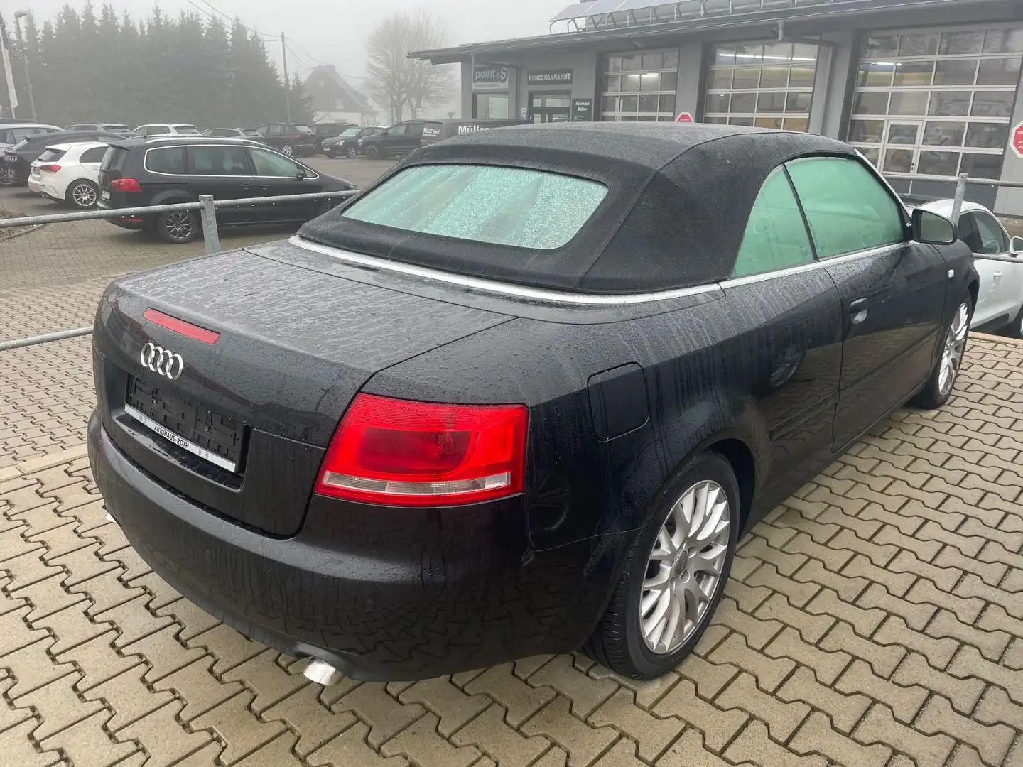 Audi A4 Cabriolet 3.0 TDI quattro / LEDER / NAVI Schwarz - 2