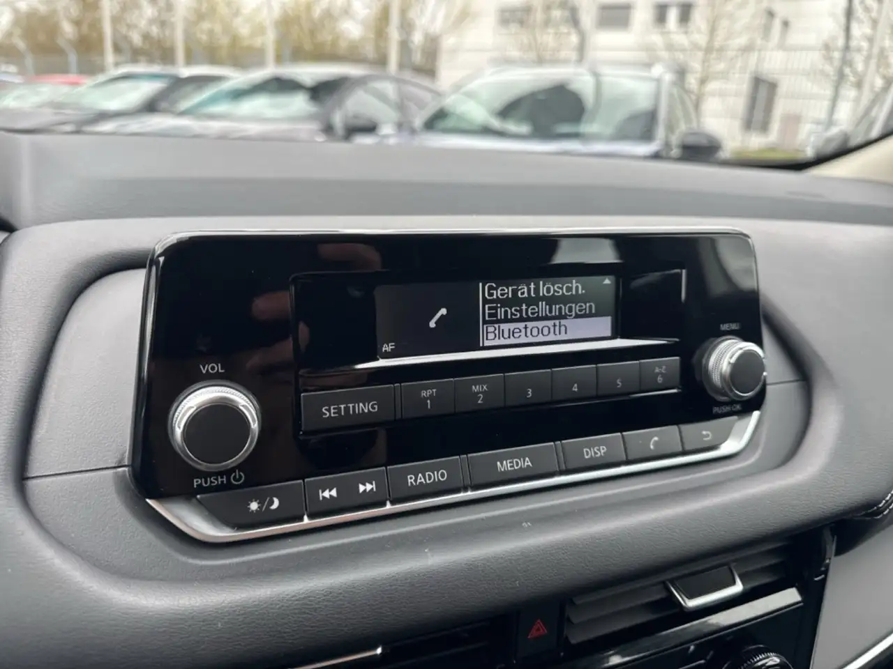 Nissan Qashqai Visia 1.3 DIG-T ACC PDC Totwinkel LED 21