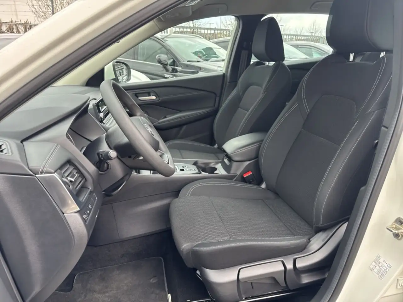 Nissan Qashqai Visia 1.3 DIG-T ACC PDC Totwinkel LED 7