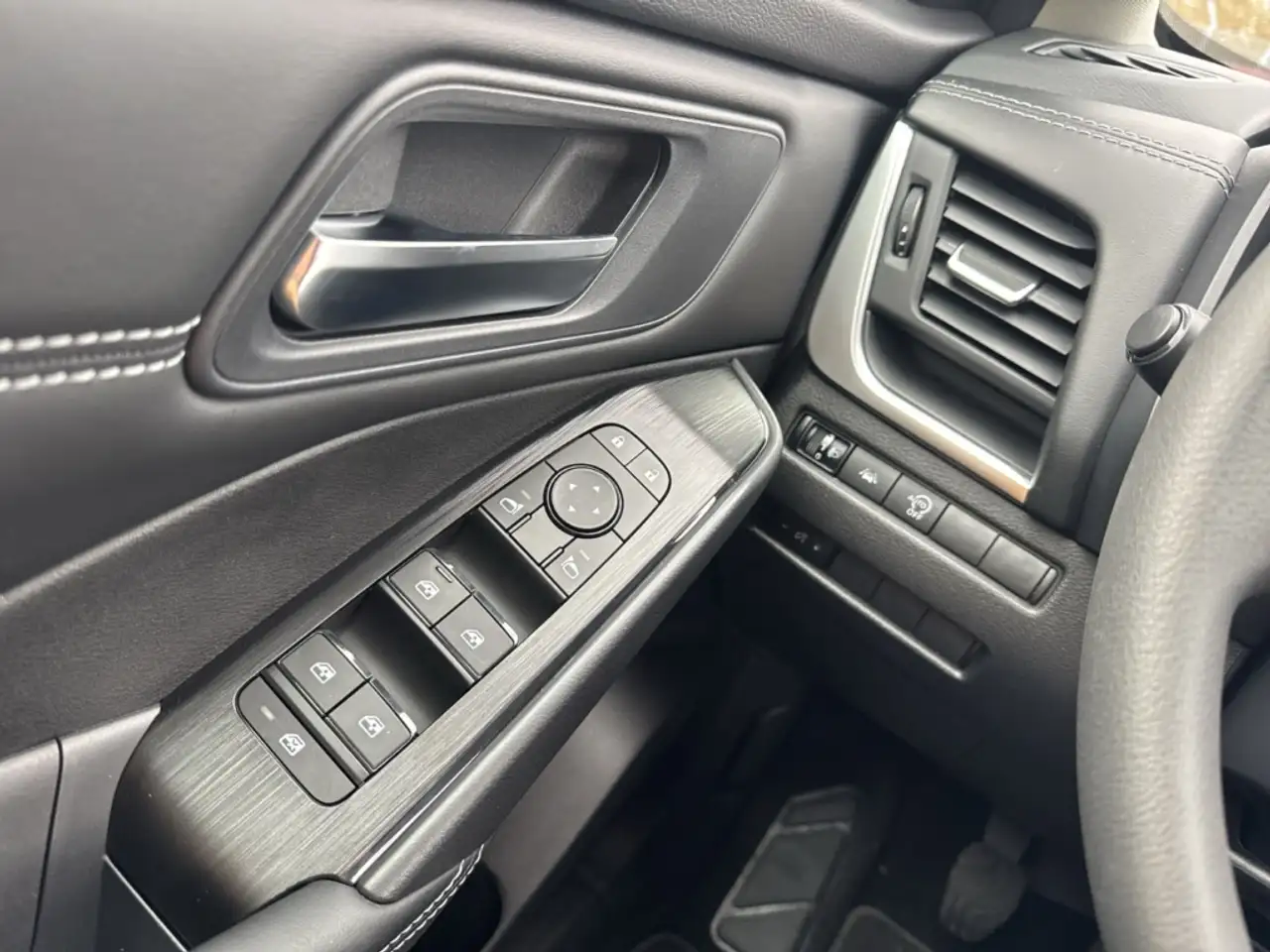Nissan Qashqai Visia 1.3 DIG-T ACC PDC Totwinkel LED 24
