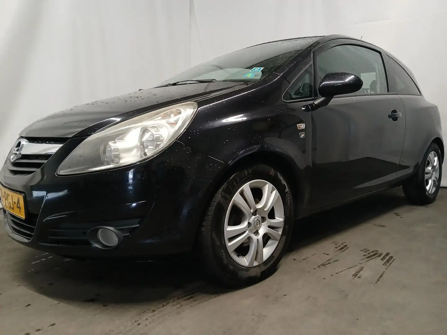 Opel Corsa 1.3 CDTi EcoFlex S/S '111' Edition - Airco - Schad Zwart - 2