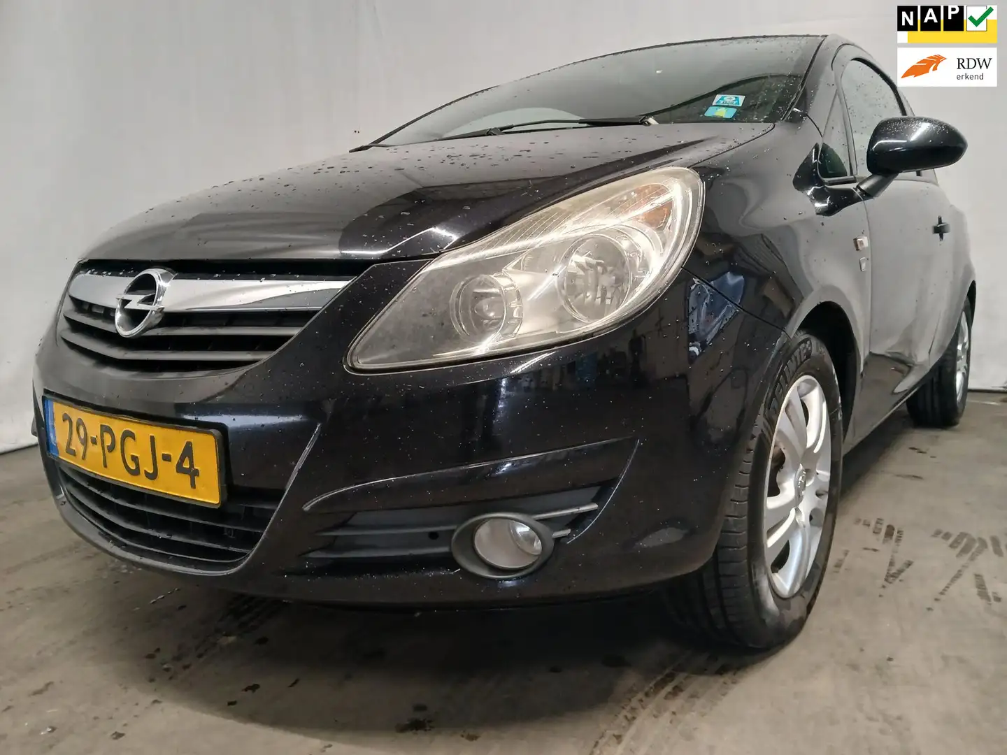 Opel Corsa 1.3 CDTi EcoFlex S/S '111' Edition - Airco - Schad Zwart - 1