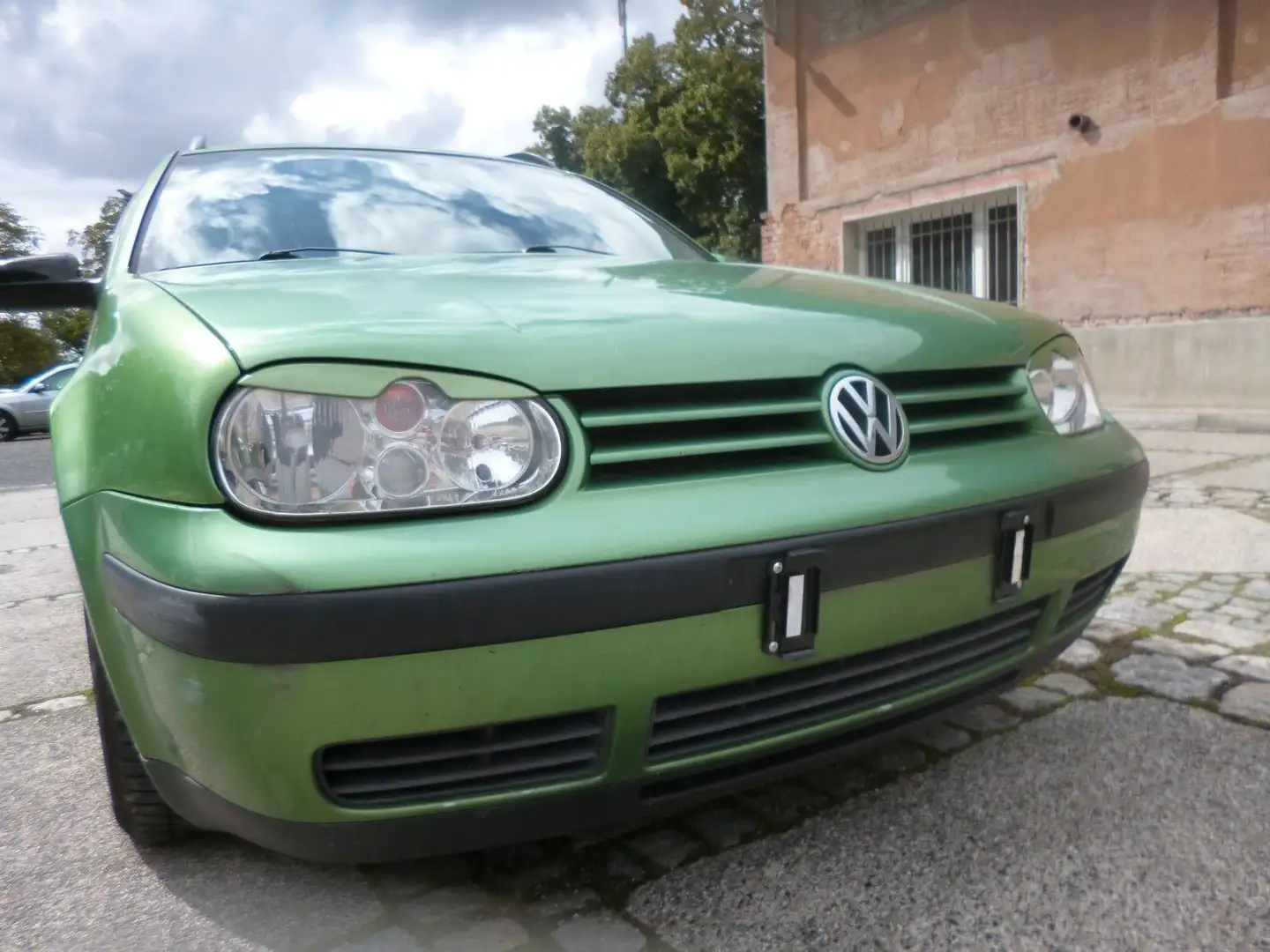 Volkswagen Golf 1.9TDI Variant Groen - 1