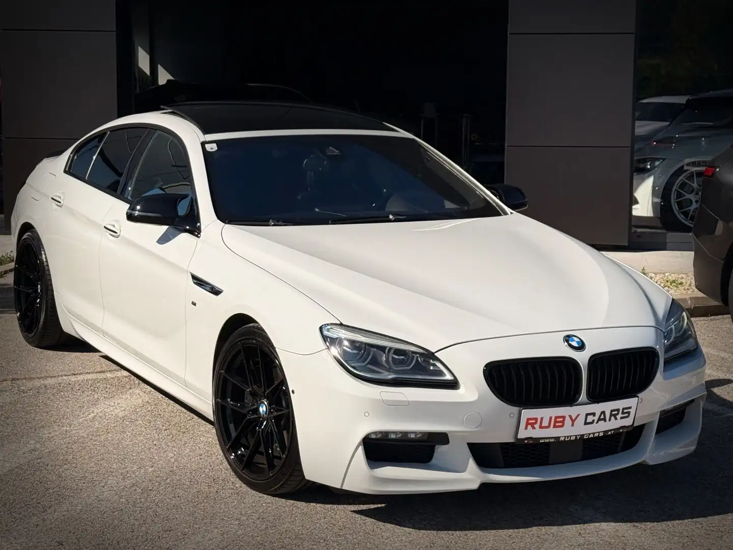 BMW 640 6er Gran Coupe- 640 d xDrive M Sport Edition Weiß - 1