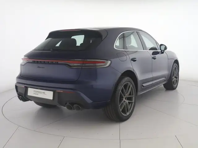 Porsche Macan view 2