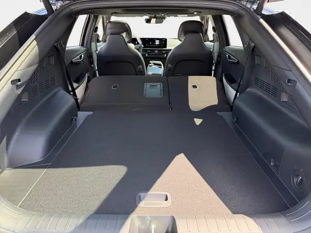 Kia EV6 view 12
