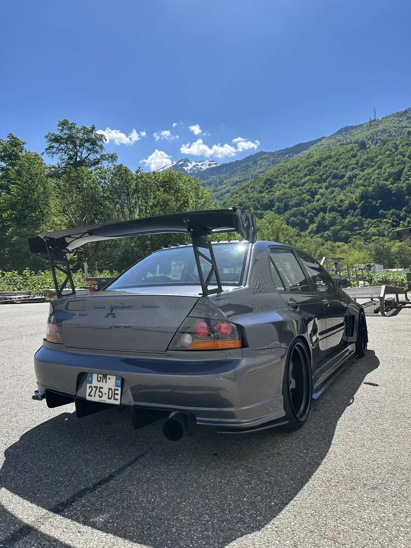 Mitsubishi Lancer Evolution IX 2.0 - 1