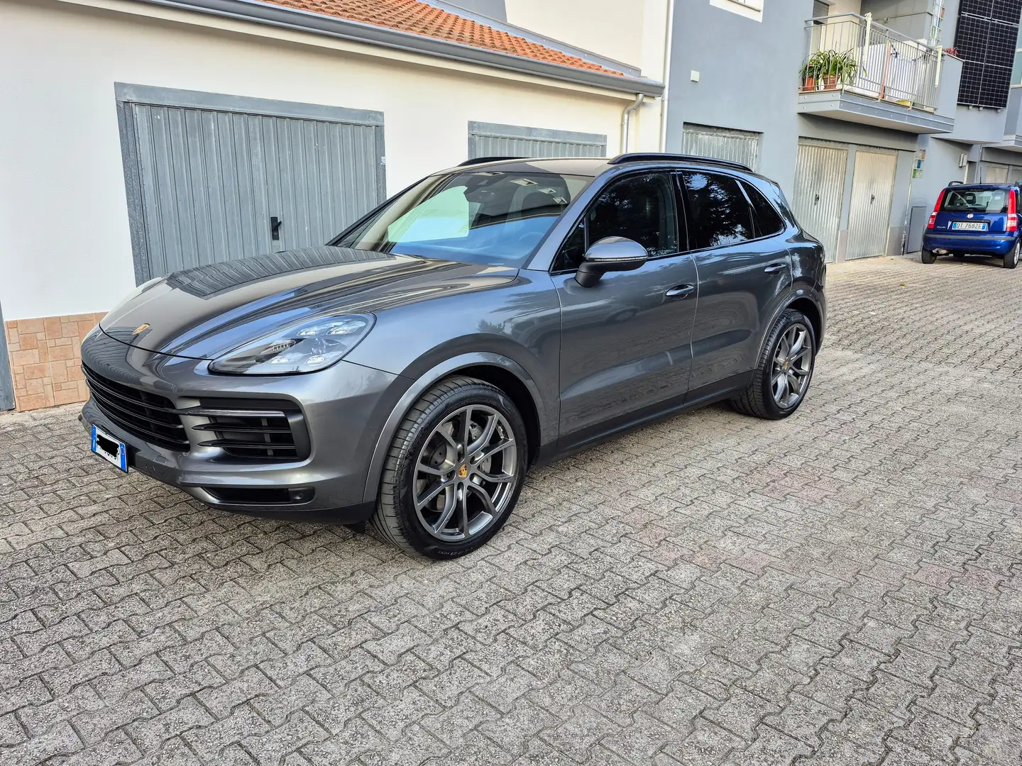 Porsche Cayenne Cayenne III 2018 2.9 S tiptronic Grigio - 2