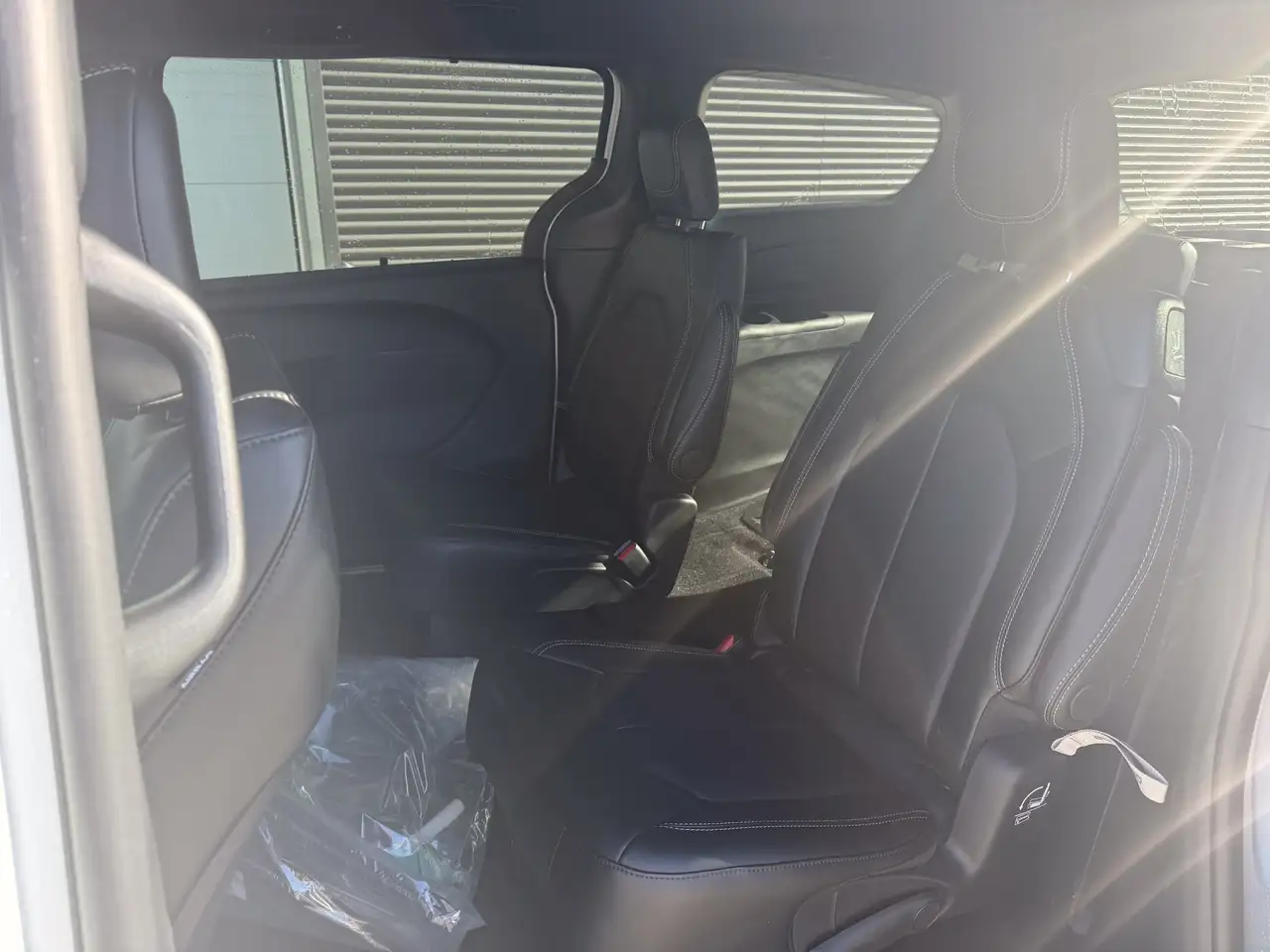 Chrysler Grand Caravan снимка Chrysler Grand Caravan