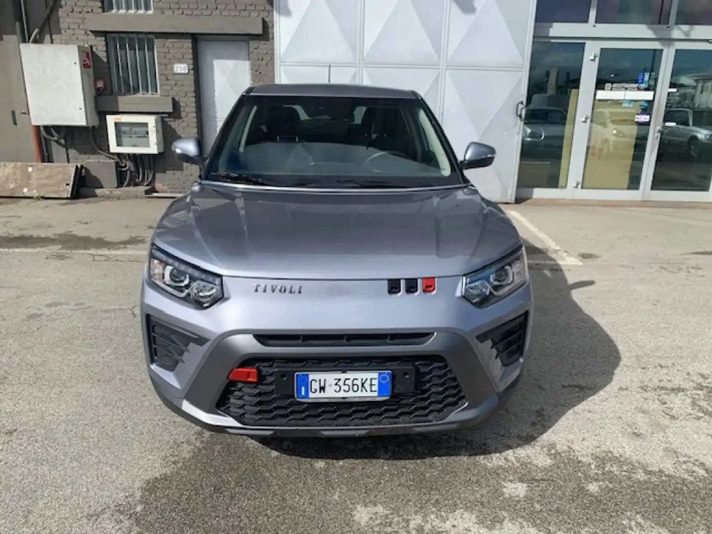 KGM Tivoli 1.5 GDI Turbo 135 CV Argent - 2