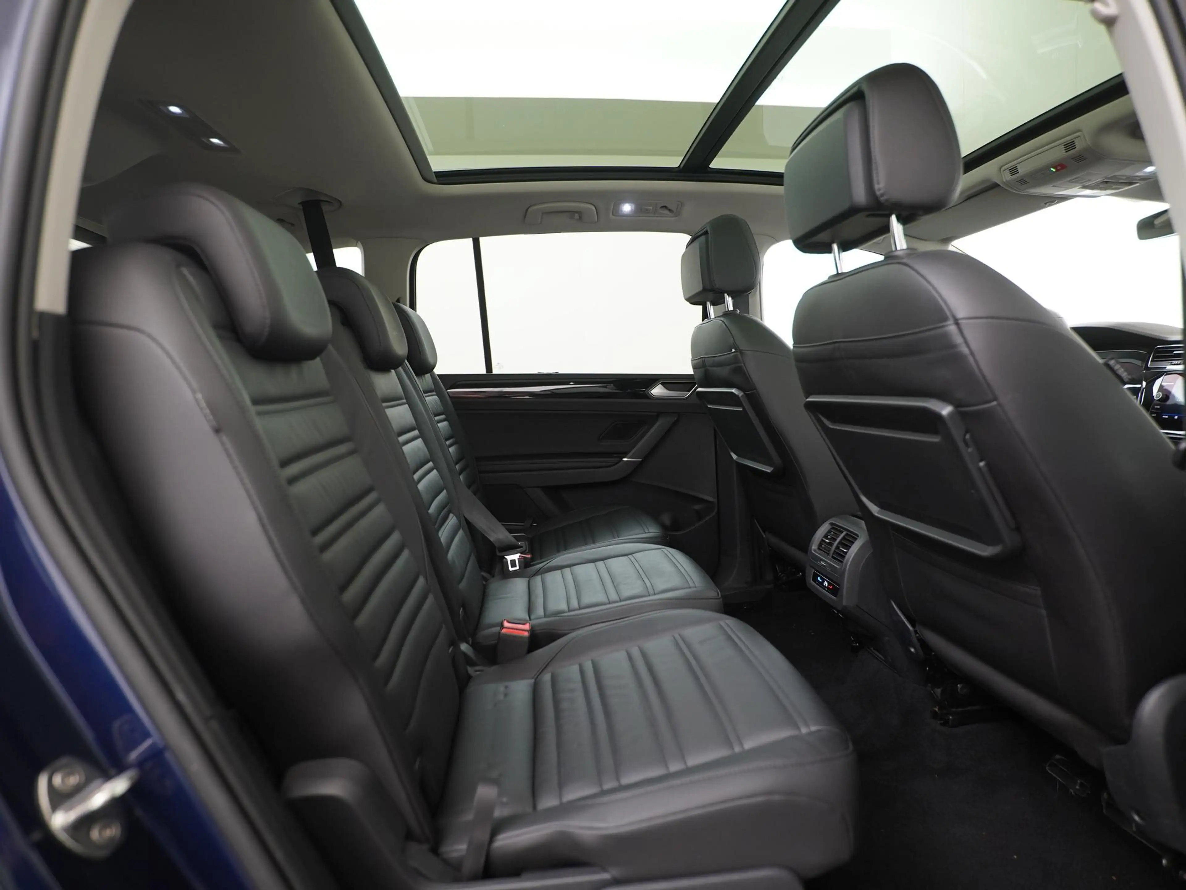 Volkswagen Touran 1.5 TSI Highline R-Line Ext. DSG | Panoramadak | L — photo 28
