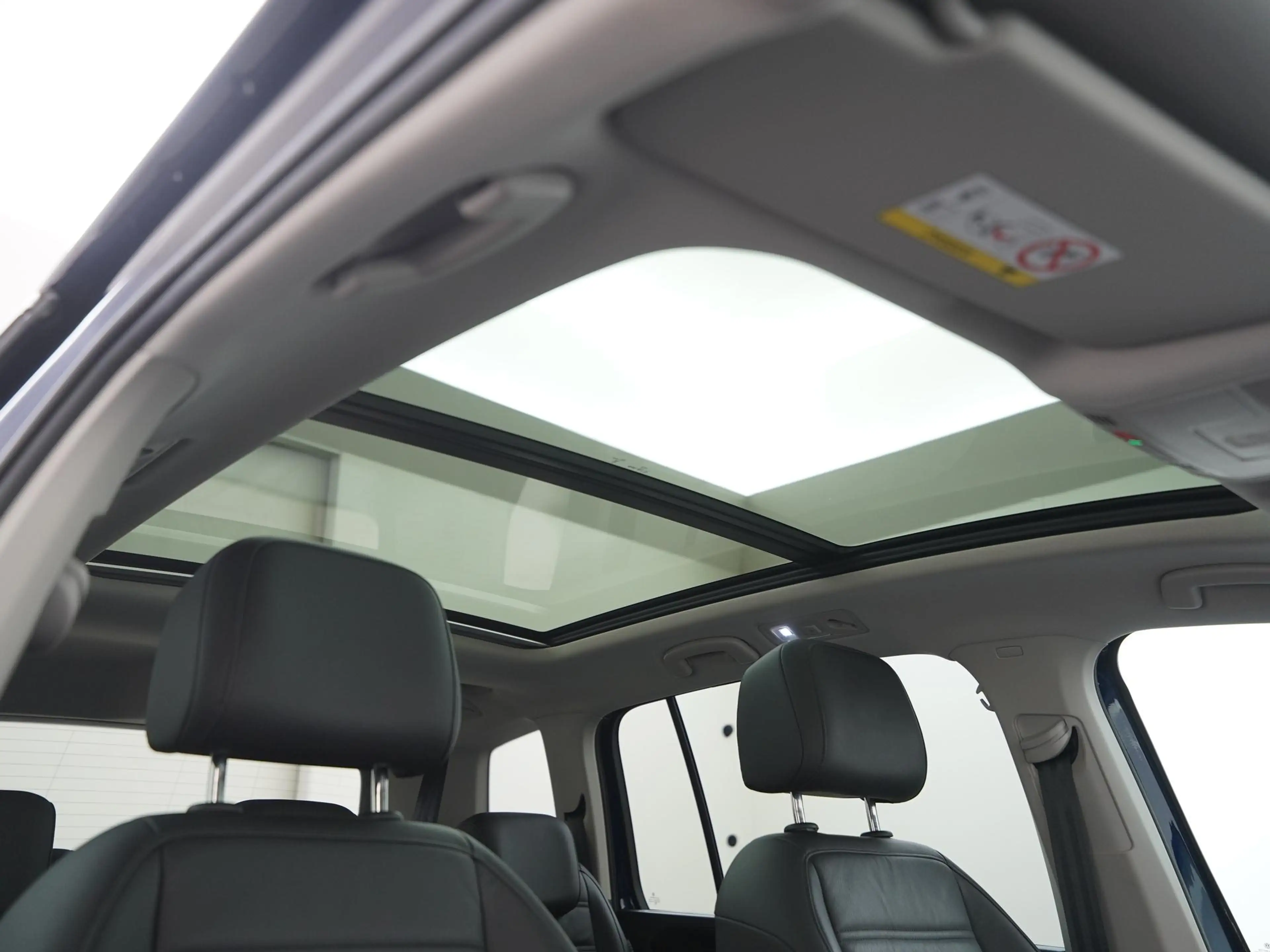 Volkswagen Touran 1.5 TSI Highline R-Line Ext. DSG | Panoramadak | L — photo 32