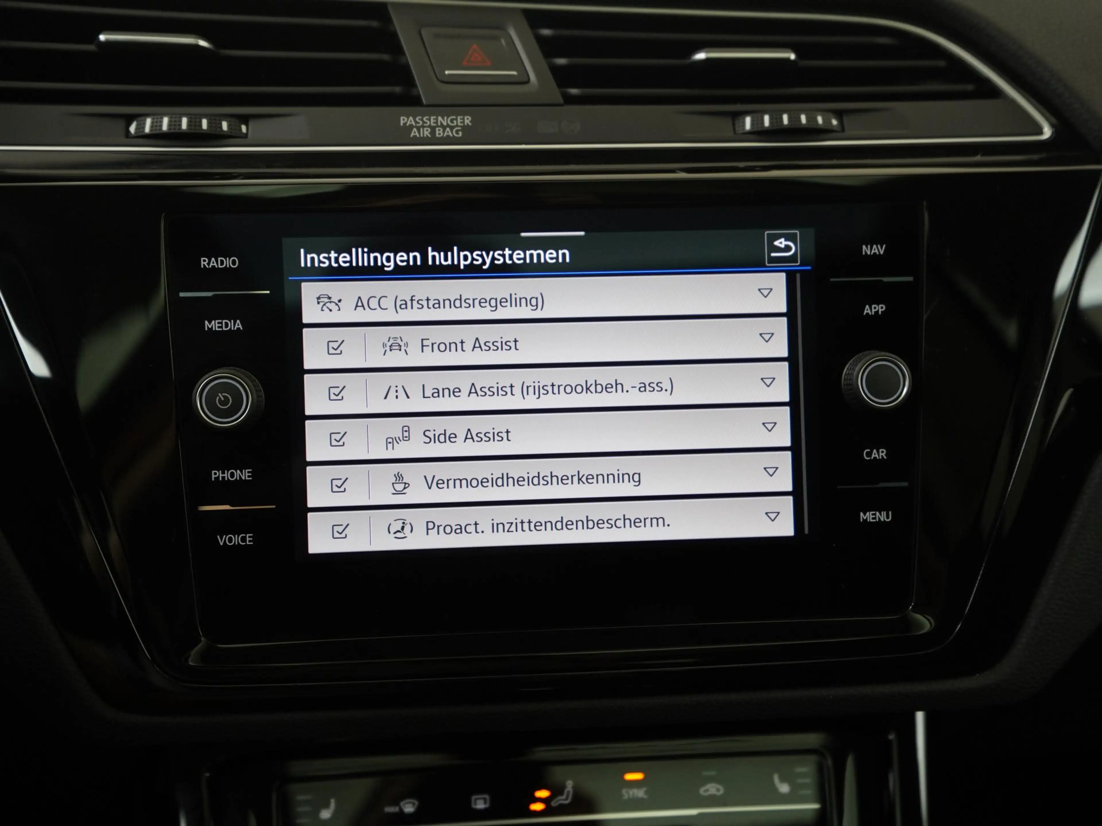 Volkswagen Touran 1.5 TSI Highline R-Line Ext. DSG | Panoramadak | L — photo 19