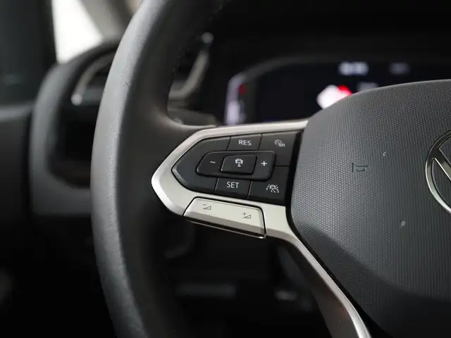 Volkswagen Touran view 7