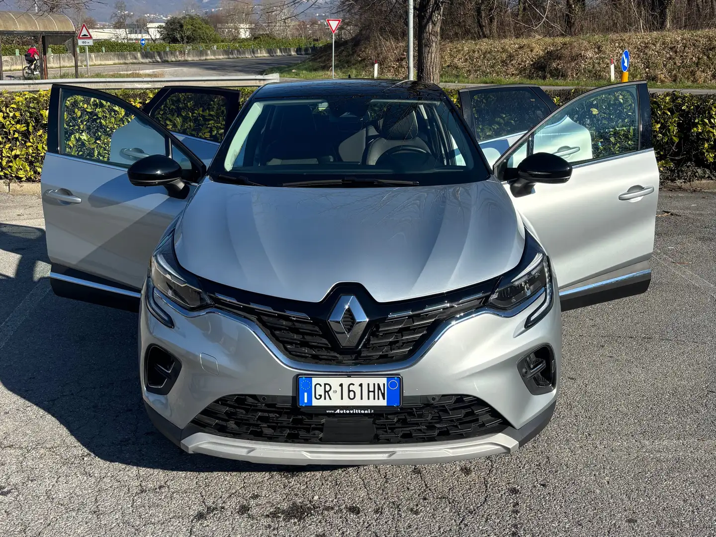 Renault Captur Captur+1.0+tce+Techno+Fast+Track+Gpl+100cv Argento - 1