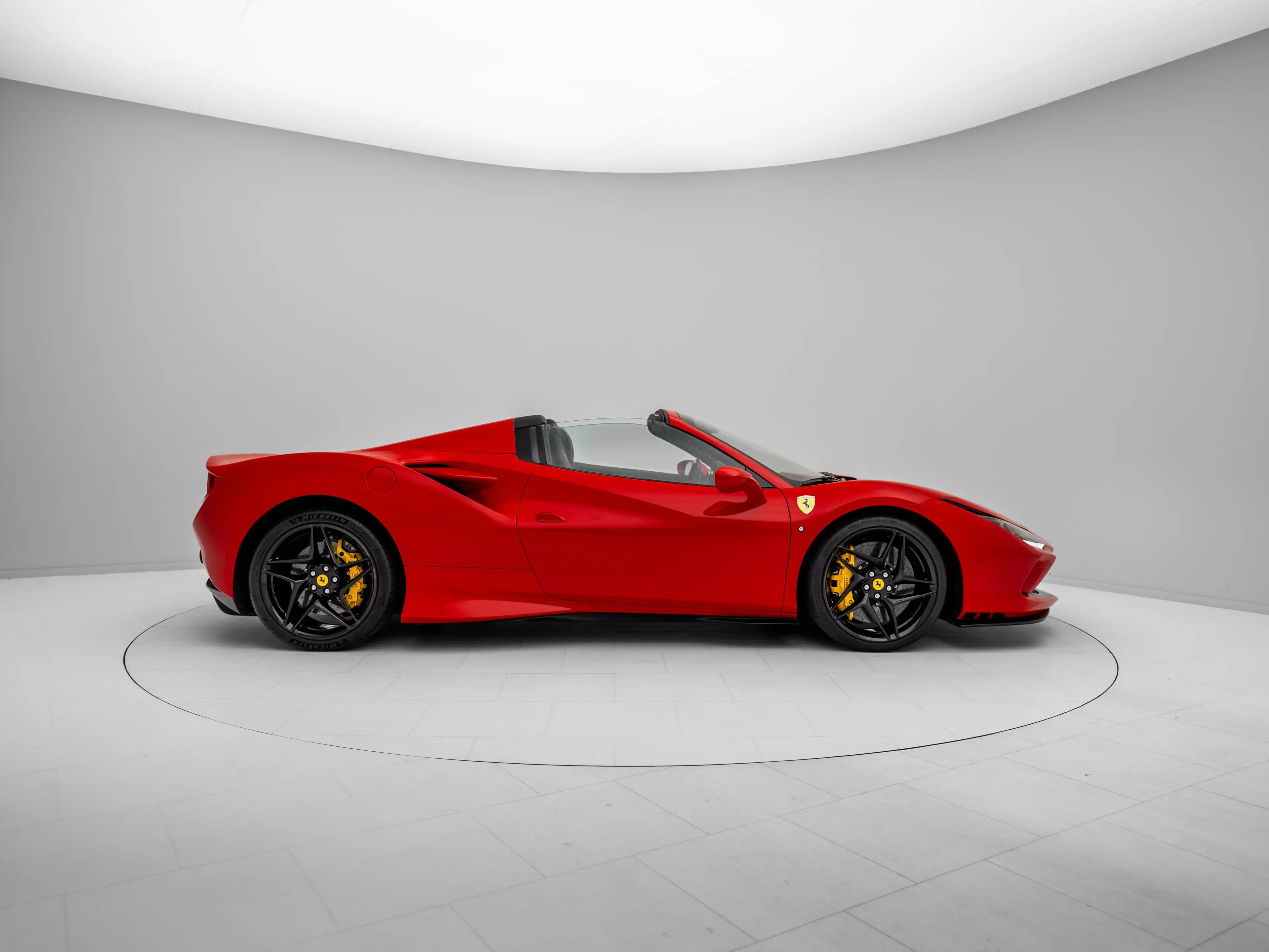 Ferrari F8 Spider - FERRARI HAMBURG — photo 4