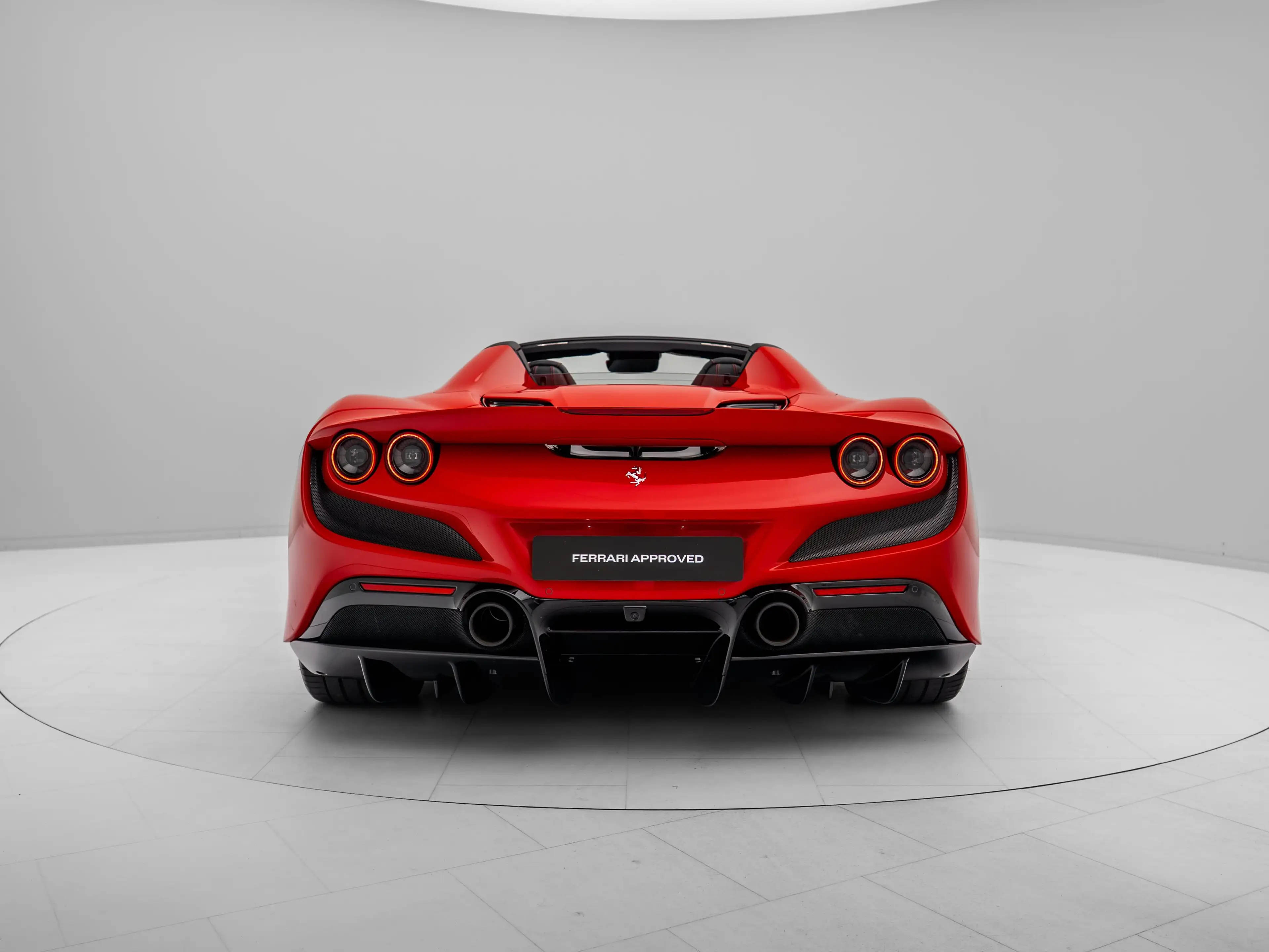 Ferrari F8 Spider - FERRARI HAMBURG — photo 6